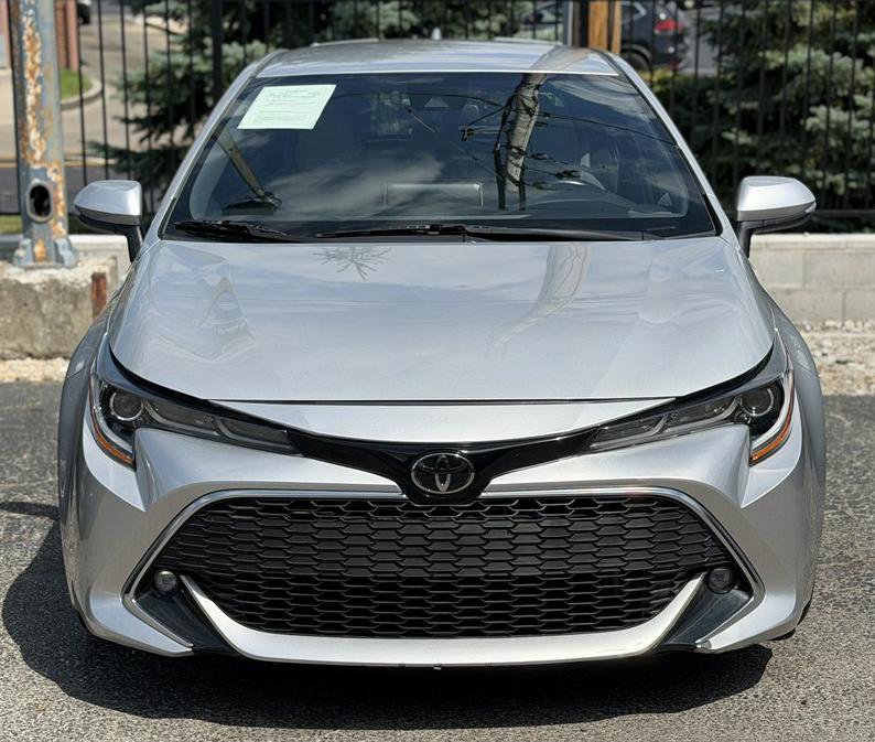 Used 2019 Toyota Corolla XSE FWD image 2