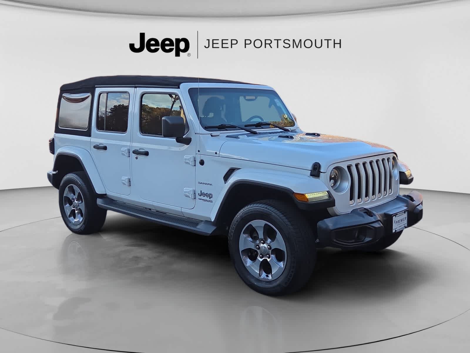 Used 2021 Jeep Wrangler Unlimited Sahara w/ Dual Top Group AWD/4WD image 1