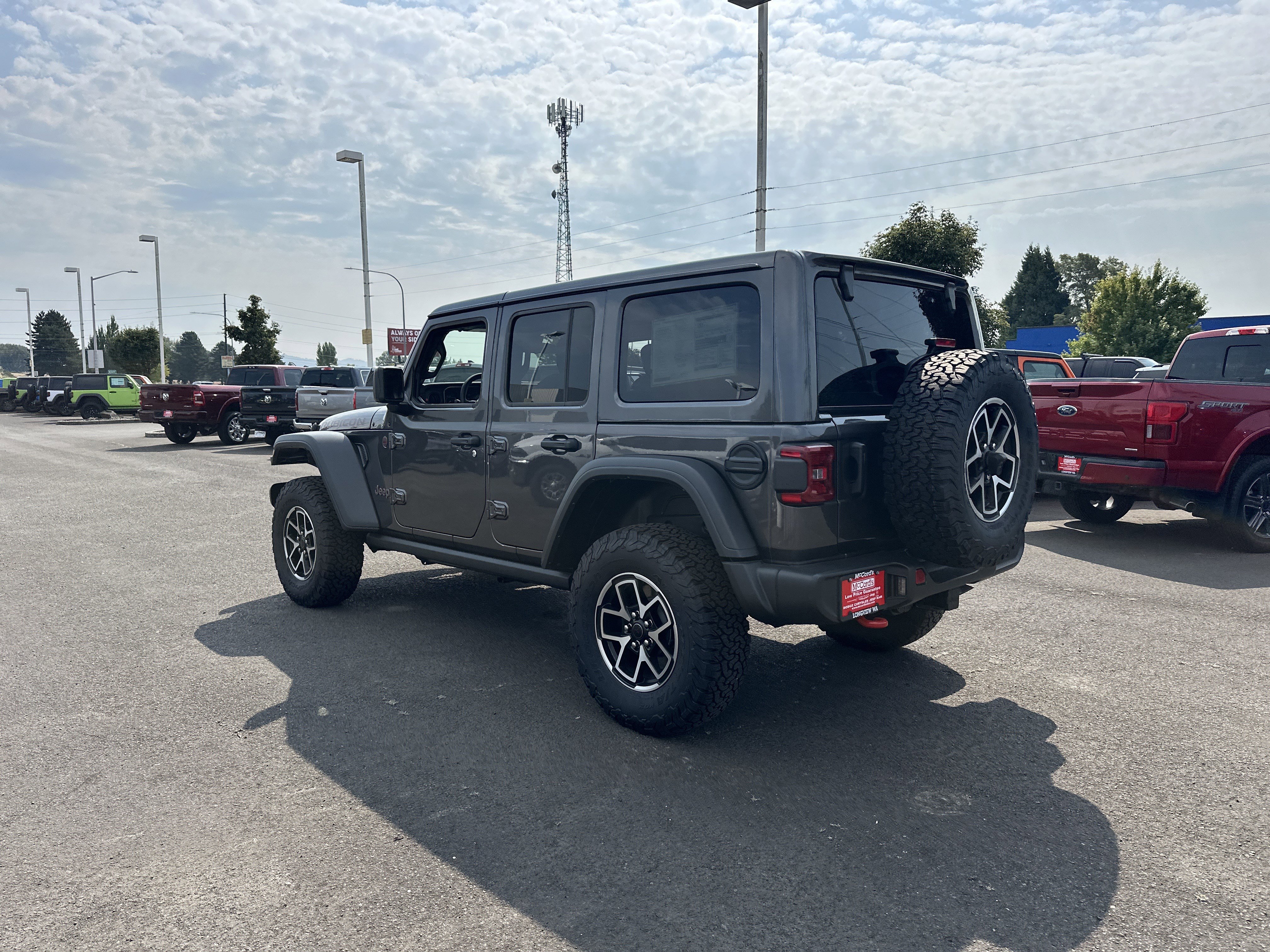 New 2025 Jeep Wrangler Unlimited Rubicon image 3