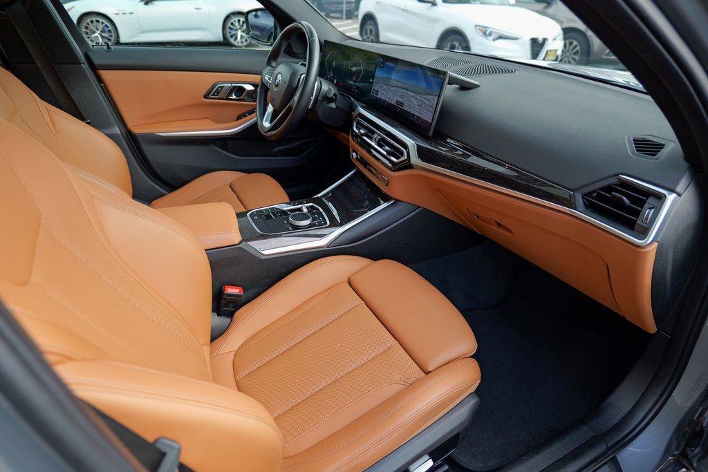 Used 2023 BMW 330i xDrive Sedan w/ Driving Assistance Package image 33