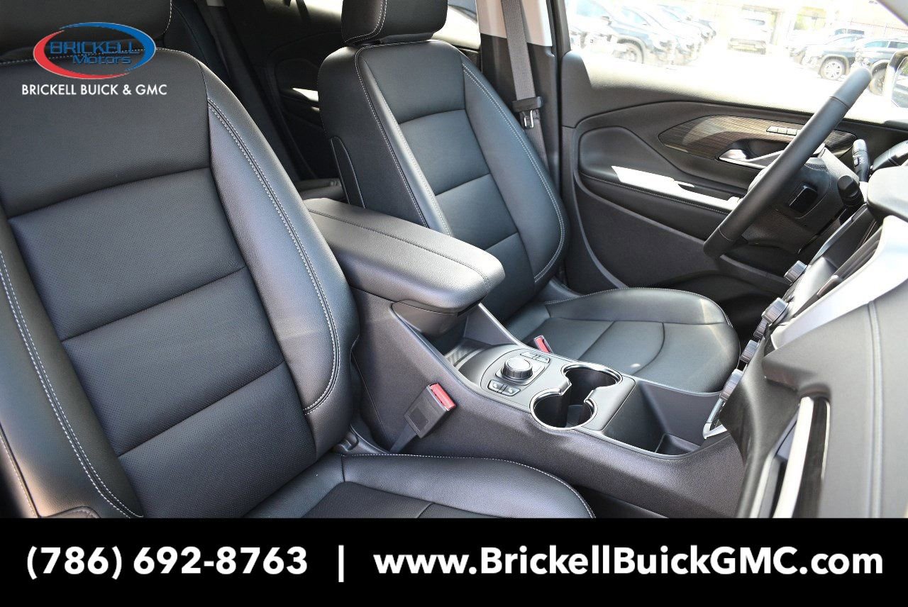 New 2024 GMC Terrain SLT w/ Elevation Edition image 16