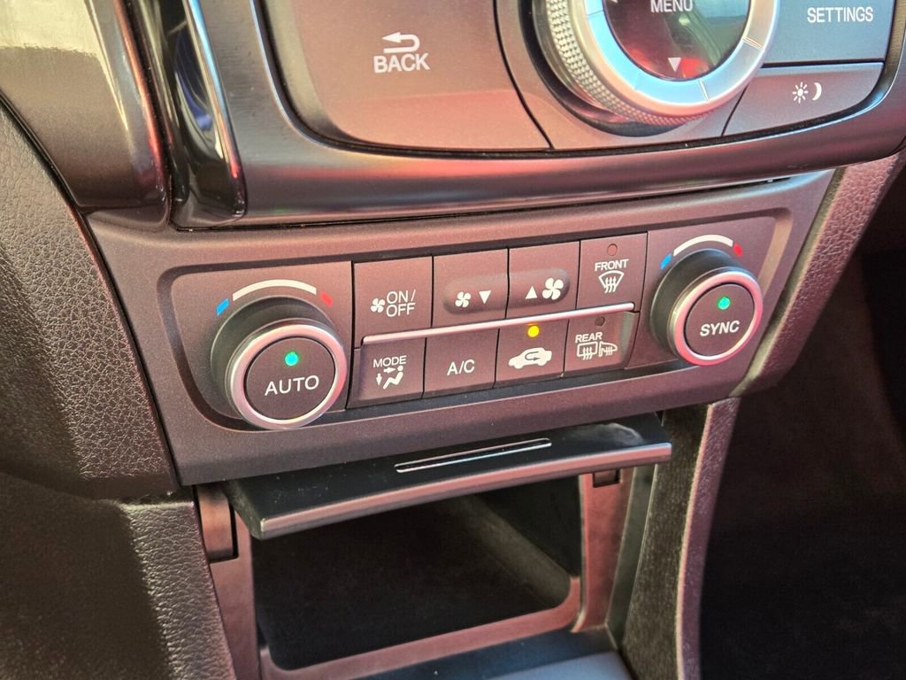 Certified 2022 Acura ILX w/ Premium & A-SPEC Package image 27