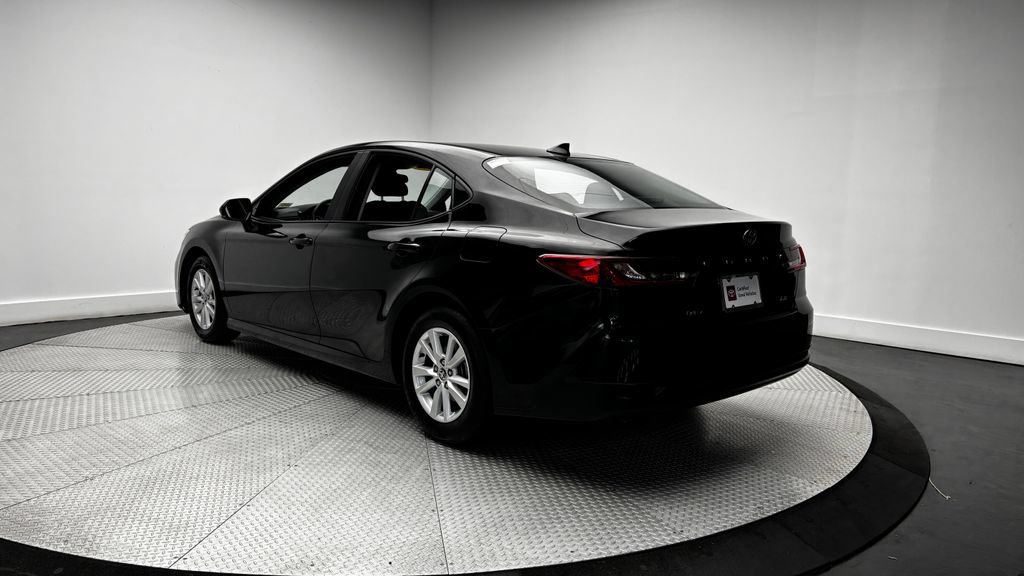 Used 2025 Toyota Camry LE FWD image 36