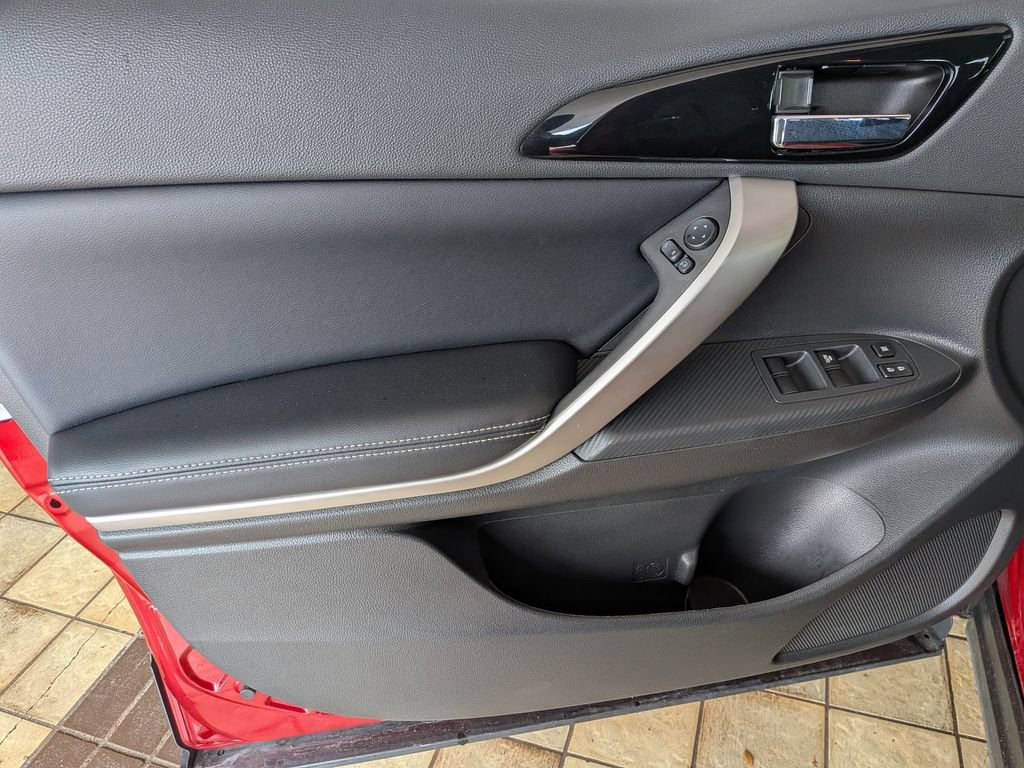 Used 2025 Mitsubishi Eclipse Cross SE AWD/4WD image 14