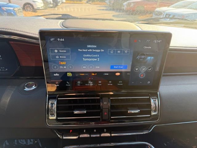 Certified 2022 Lincoln Navigator Reserve image 10