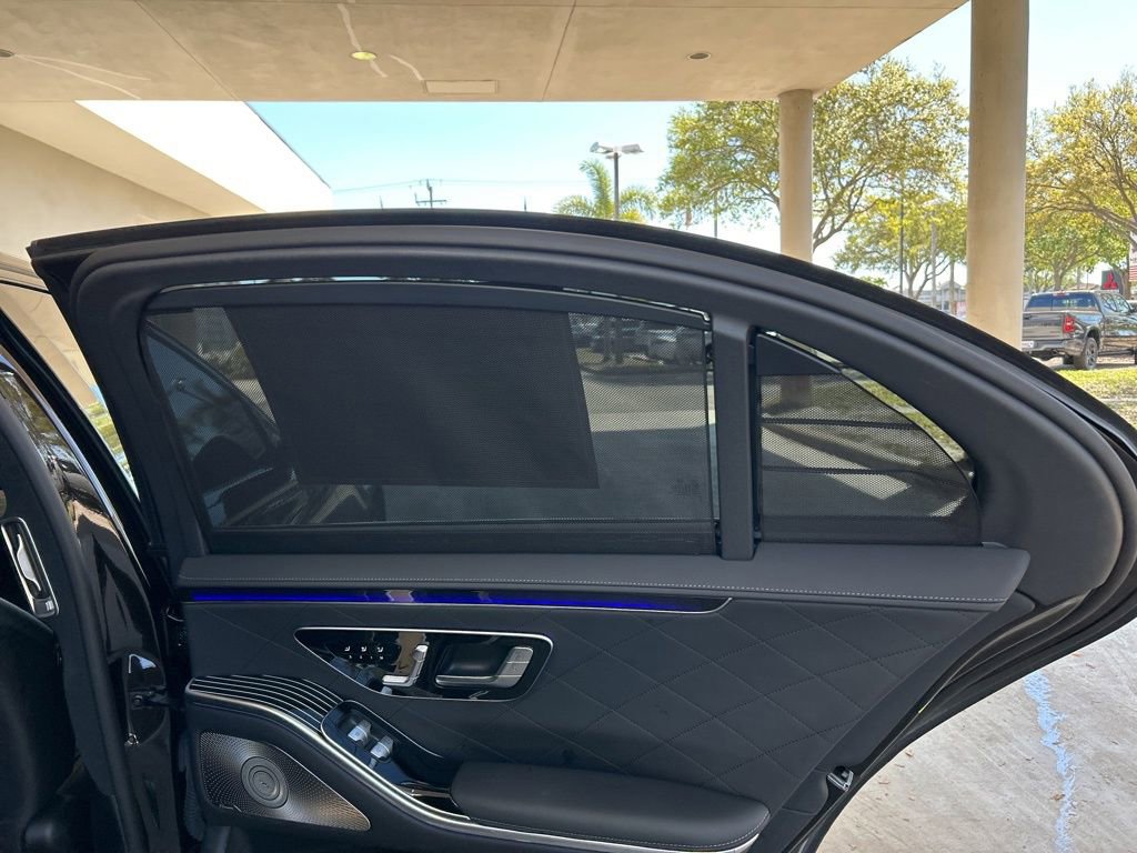 Used 2023 Mercedes-Benz S 580 4MATIC Sedan image 42