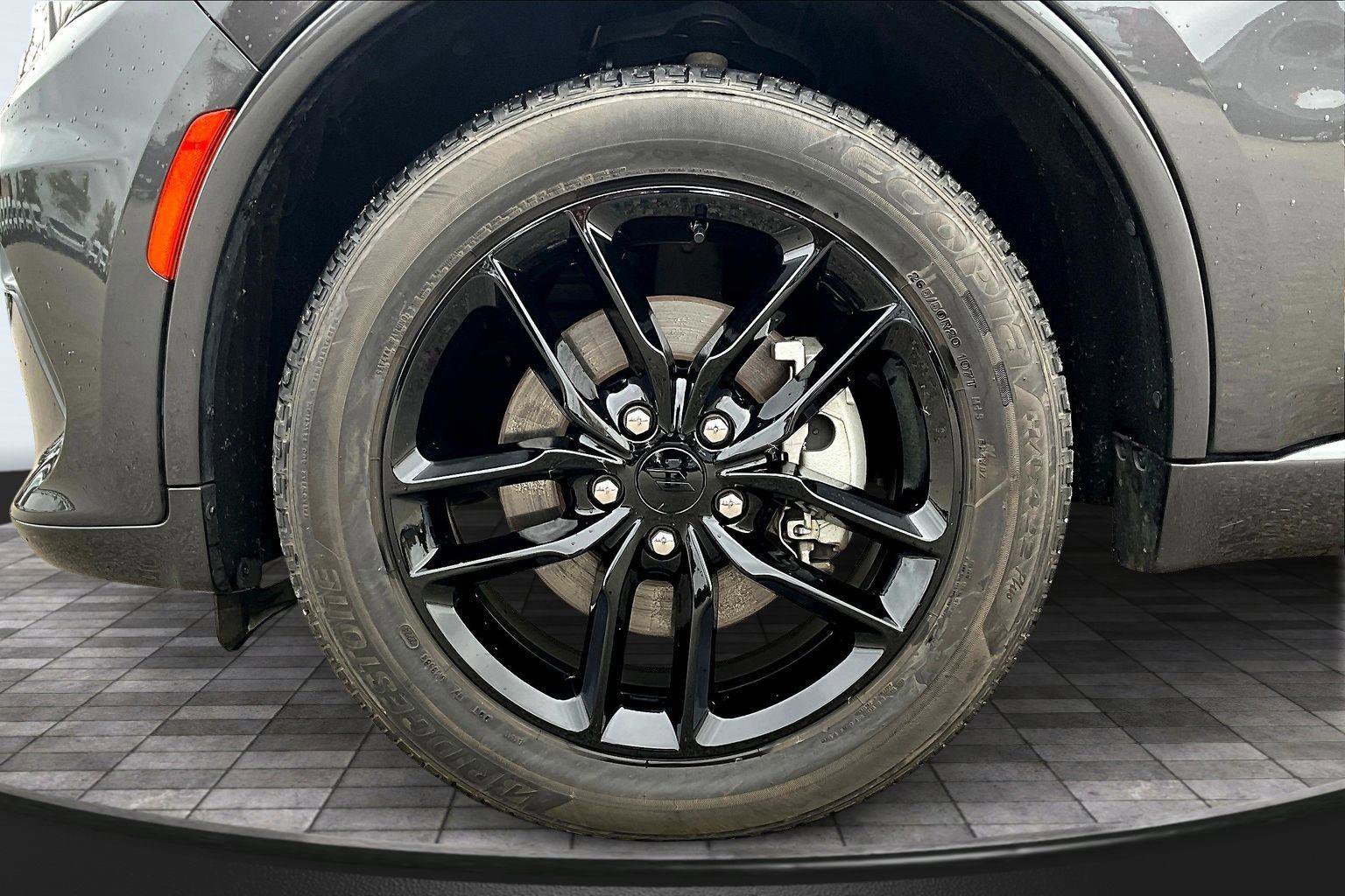 Used 2024 Dodge Durango GT image 26