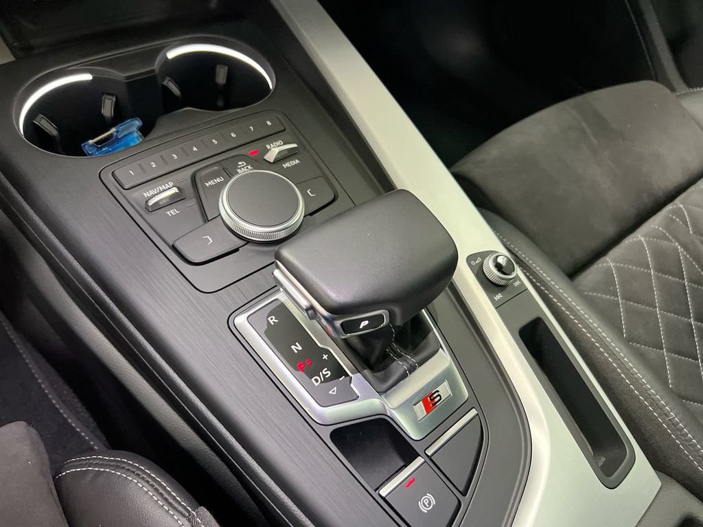 Used 2019 Audi S4 Premium w/ Convenience Package AWD/4WD image 17