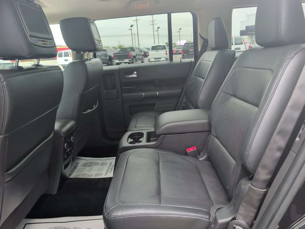 Used 2016 Ford Flex Limited w/ Equipment Group 303A AWD/4WD image 17