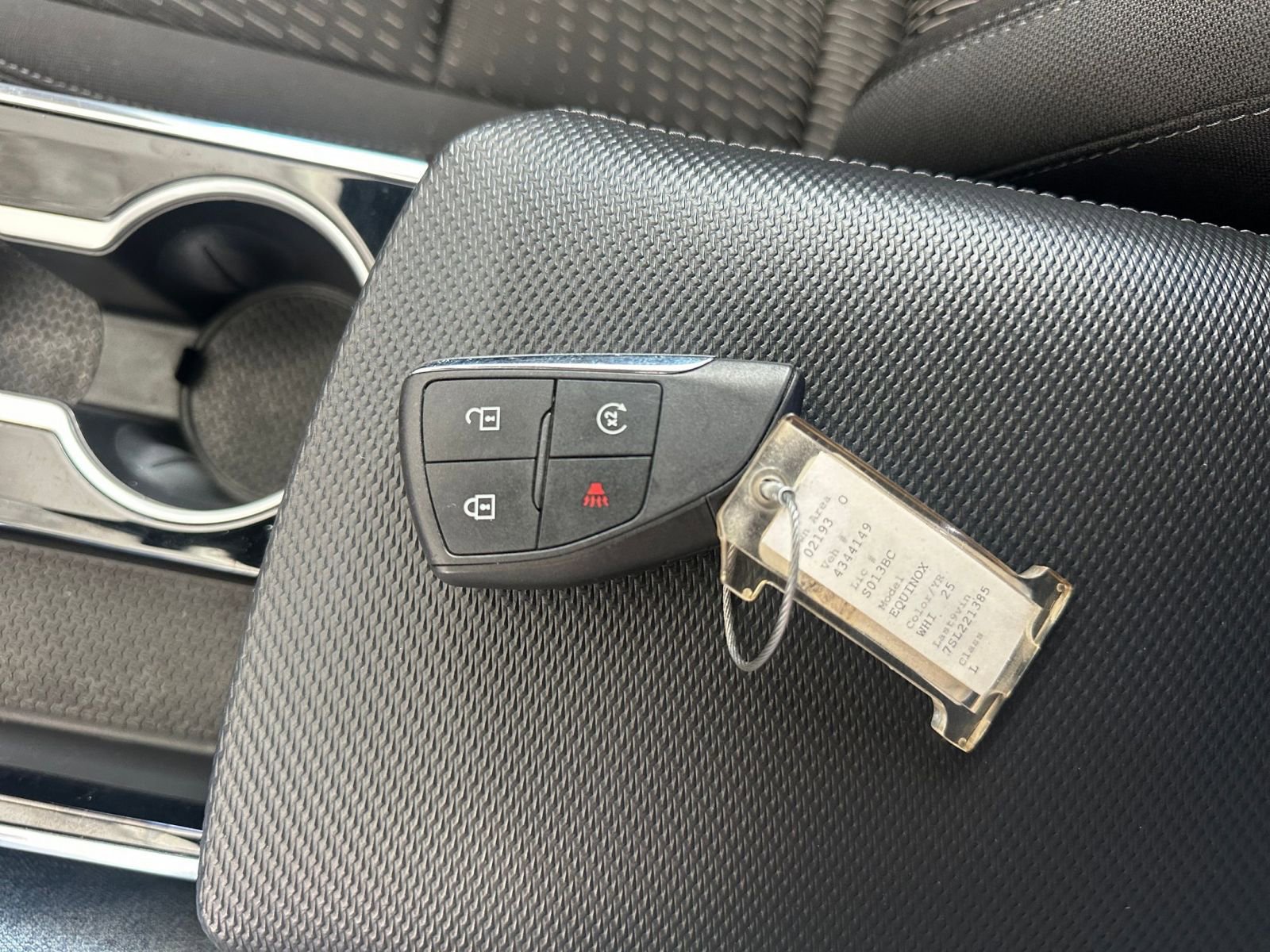 Used 2025 Chevrolet Equinox LT image 22