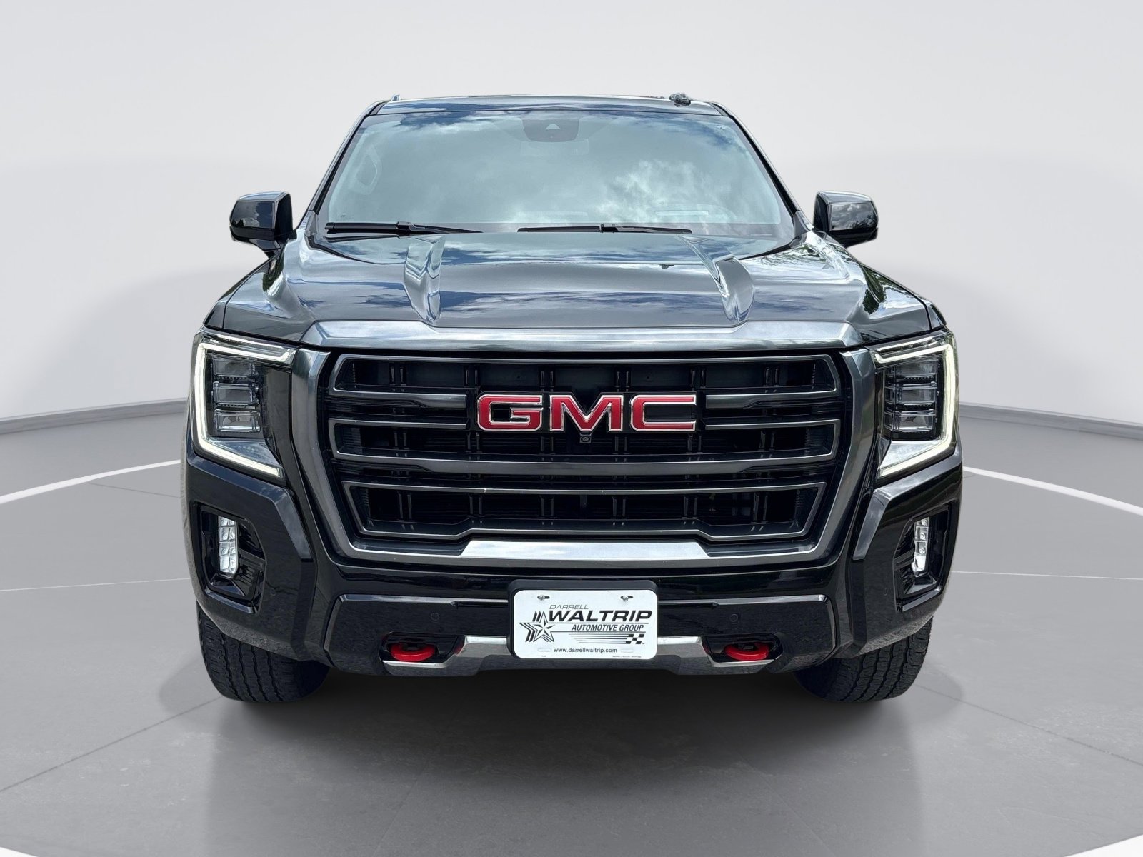 Certified 2024 GMC Yukon AT4 w/ Technology Package AWD/4WD image 2