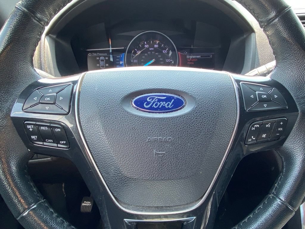 Used 2019 Ford Explorer Limited w/ Class III Trailer Tow Package AWD/4WD image 29