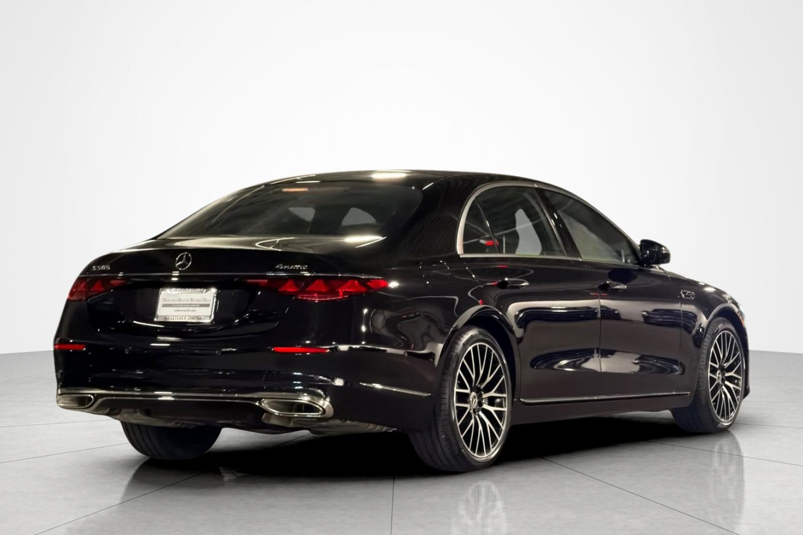 New 2027 Mercedes-Benz S 580 4MATIC Sedan image 5