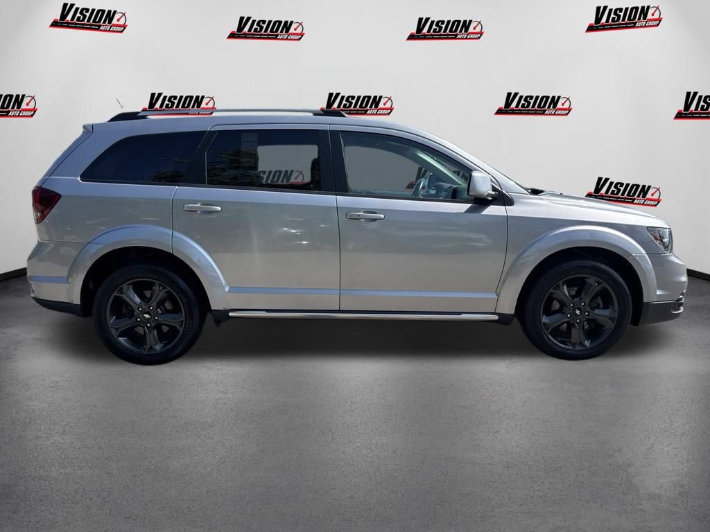 Used 2018 Dodge Journey Crossroad AWD/4WD image 4