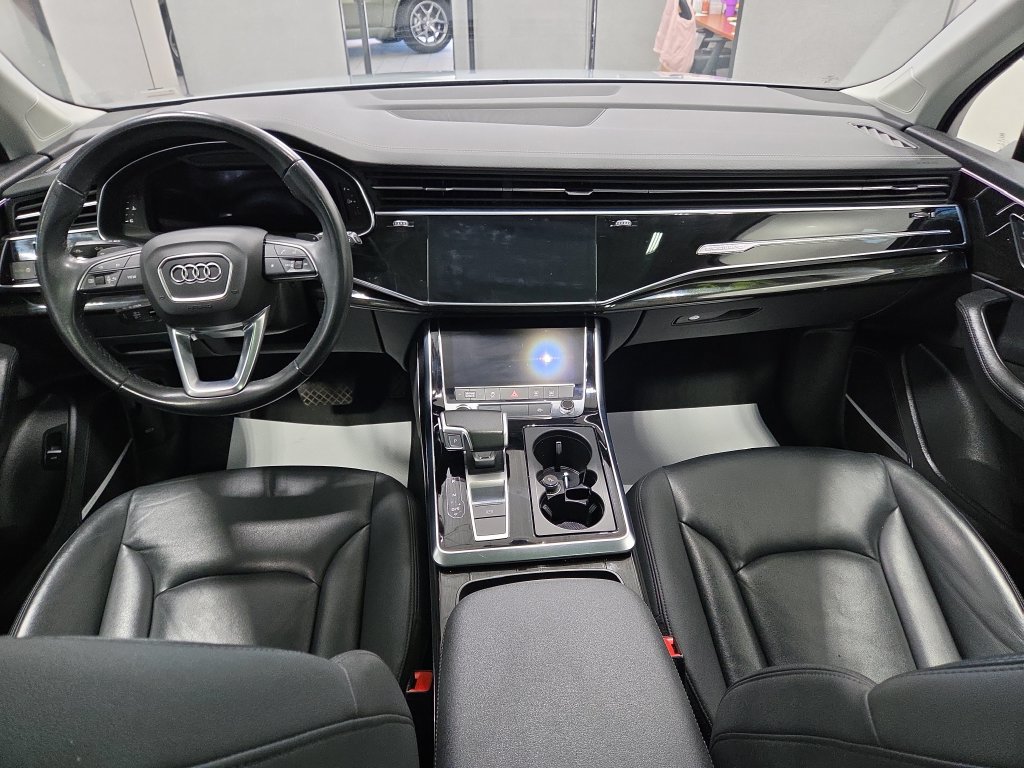Used 2024 Audi Q7 3.0T Premium Plus AWD/4WD image 5