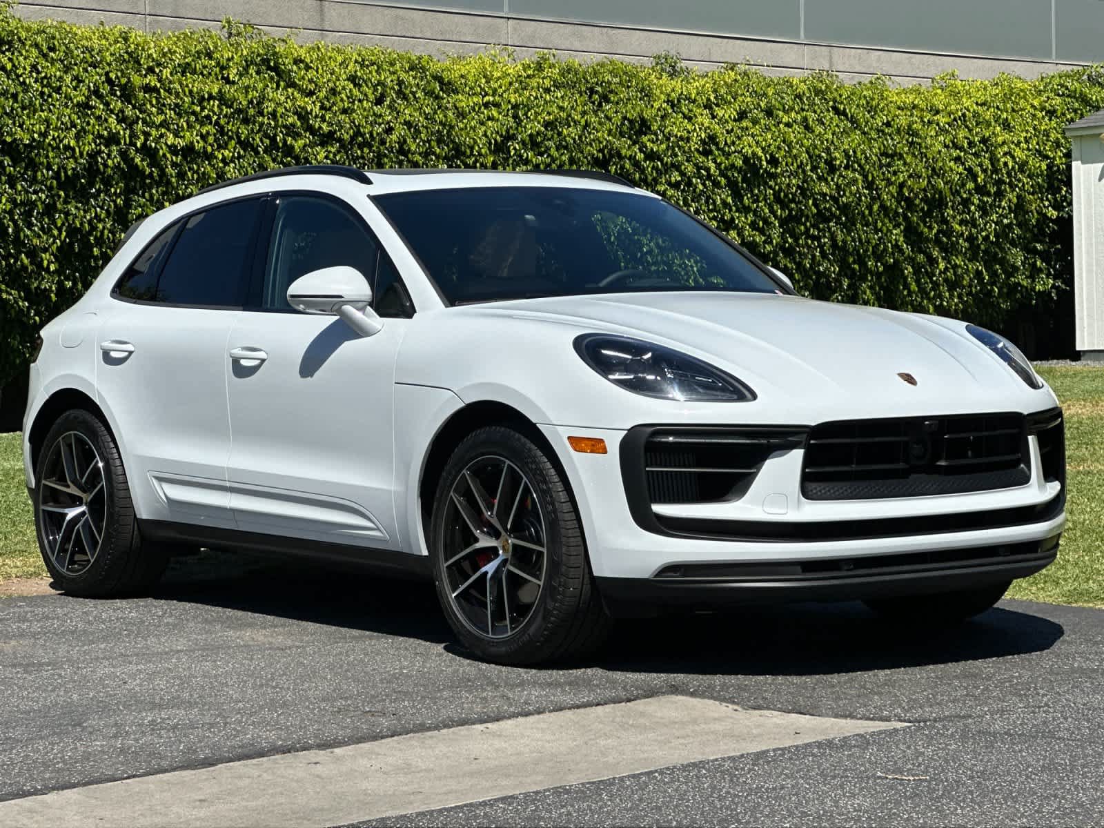 New 2026 Porsche Macan S AWD/4WD image 10