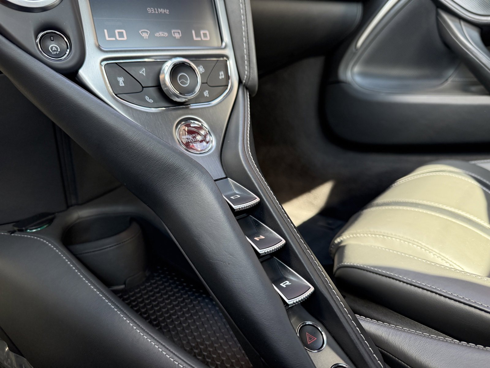 Used 2022 McLaren 720S Luxury image 23