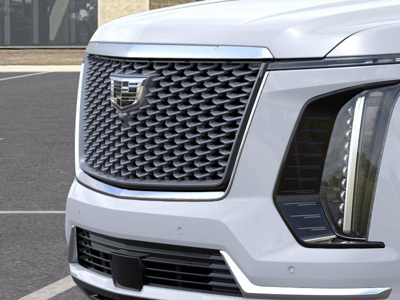 New 2026 Cadillac Escalade Luxury w/ LPO, Radiant Package AWD/4WD image 13