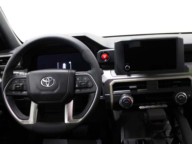 Certified 2025 Toyota Tacoma TRD Off-Road AWD/4WD image 12