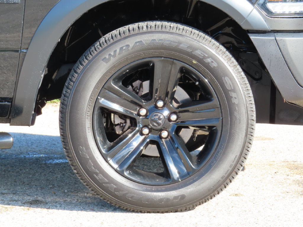 Used 2024 RAM 1500 Warlock w/ Electronics Group AWD/4WD image 7