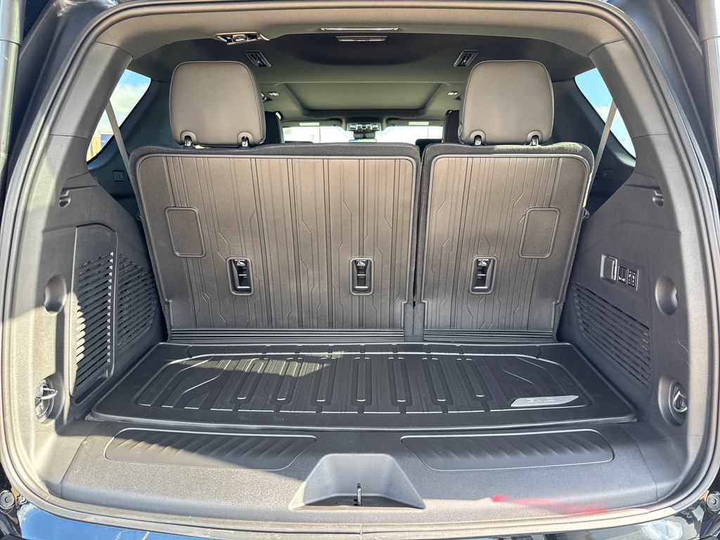 New 2026 GMC Yukon Elevation w/ Elevation Premium Package AWD/4WD image 46