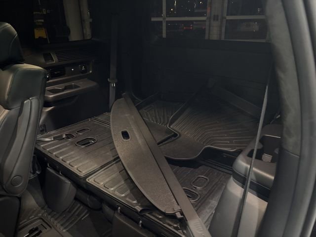 Used 2025 Hyundai Santa Fe Calligraphy image 32