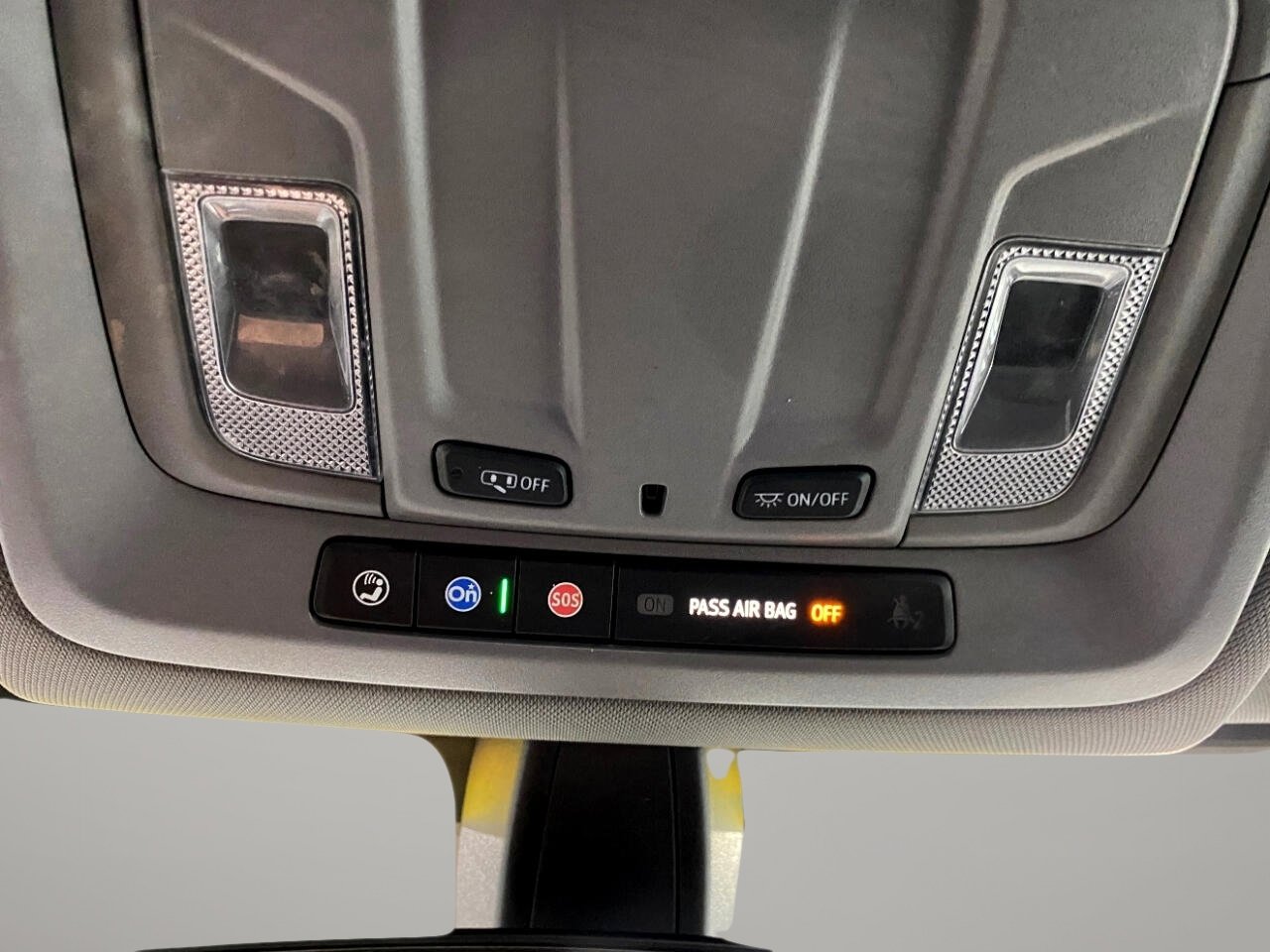 Used 2022 Chevrolet Silverado 1500 LT w/ Z71 Off-Road Package image 16