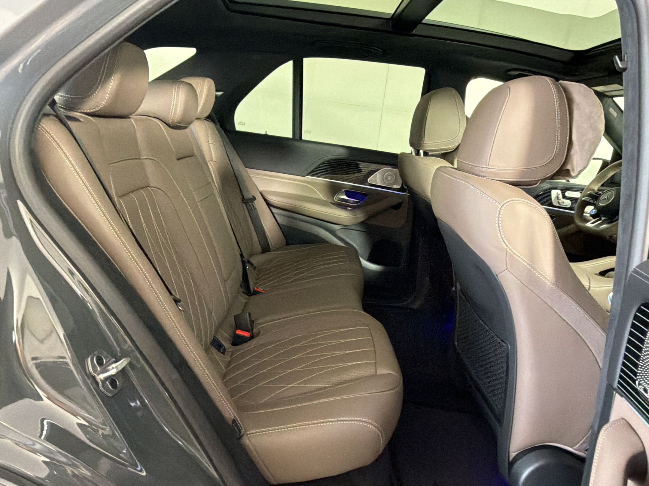 New 2026 Mercedes-Benz GLE 63 AMG S image 31