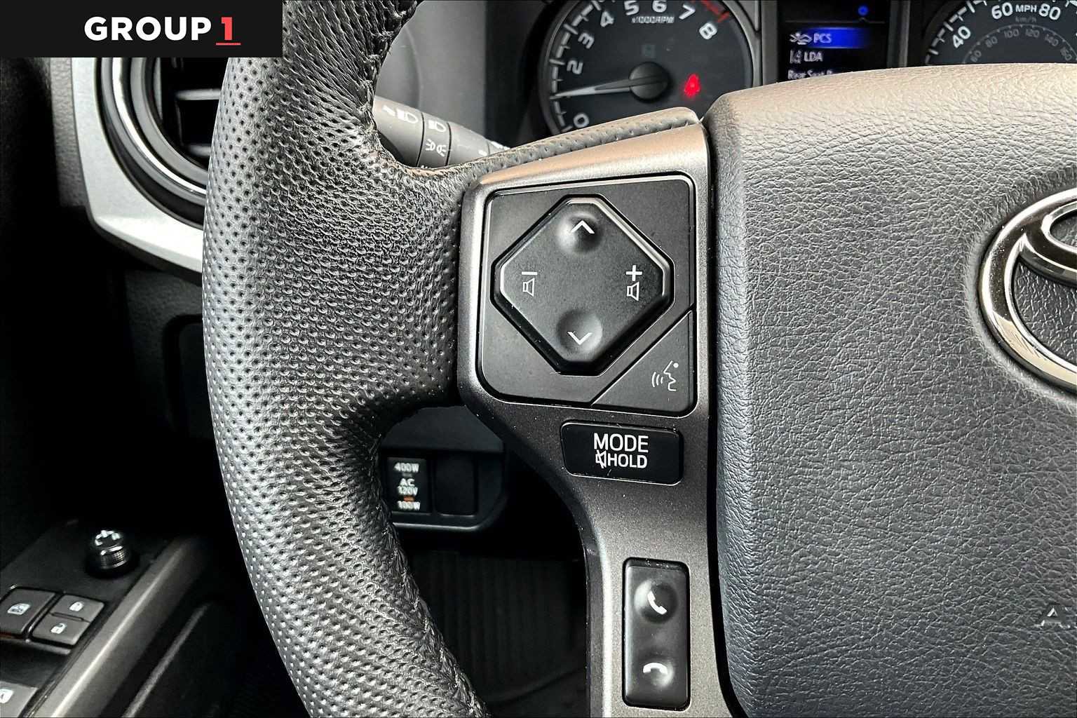 Certified 2023 Toyota Tacoma TRD Off-Road AWD/4WD image 24