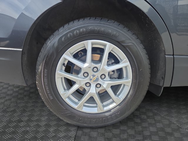 Used 2023 Chevrolet Equinox LT AWD/4WD image 34