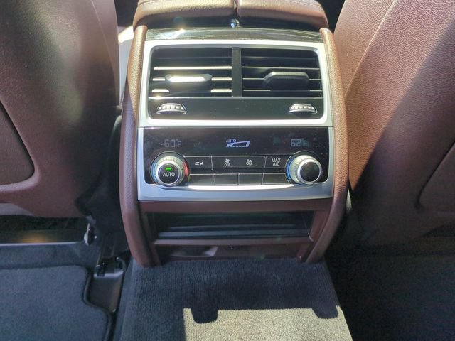 Used 2022 BMW 740i w/ M Sport Package RWD image 22