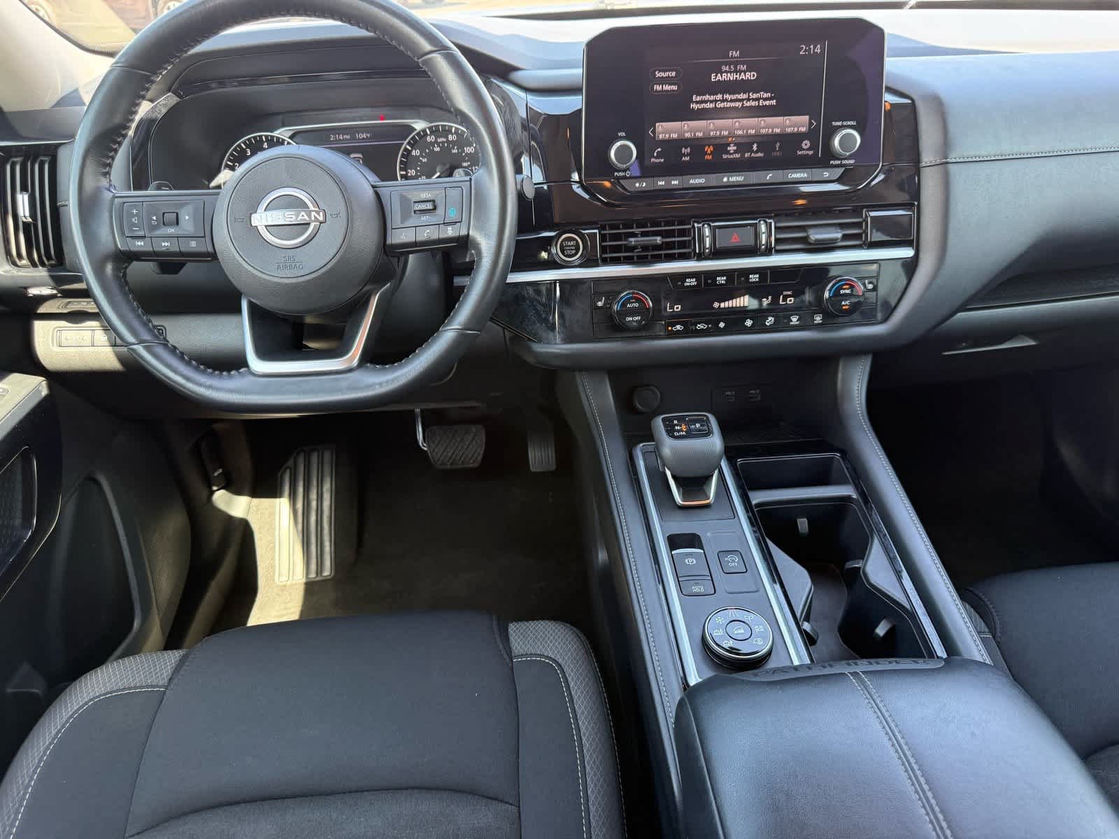 Used 2024 Nissan Pathfinder SV AWD/4WD image 27
