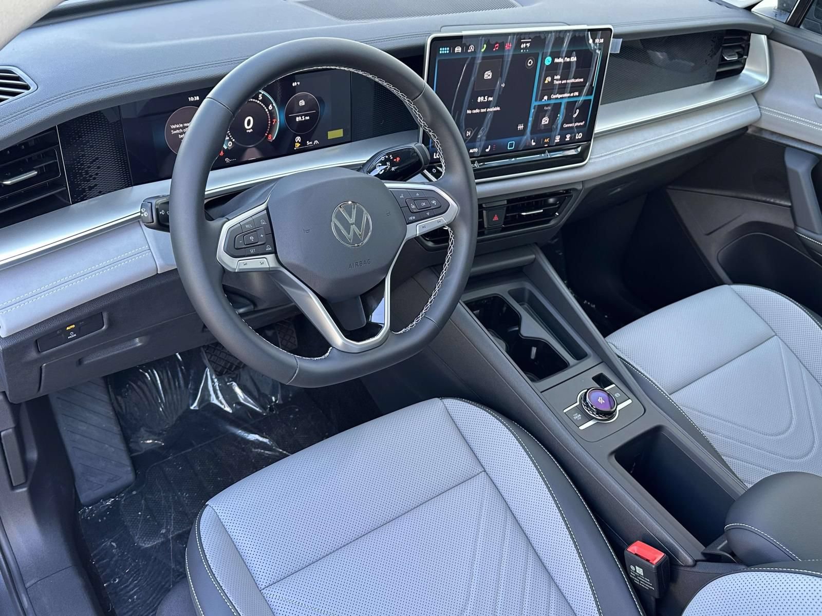 New 2026 Volkswagen Tiguan SE AWD/4WD image 10