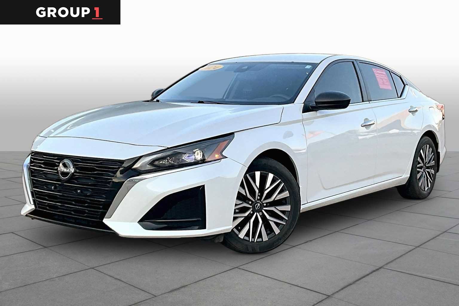 Used 2024 Nissan Altima 2.5 SV