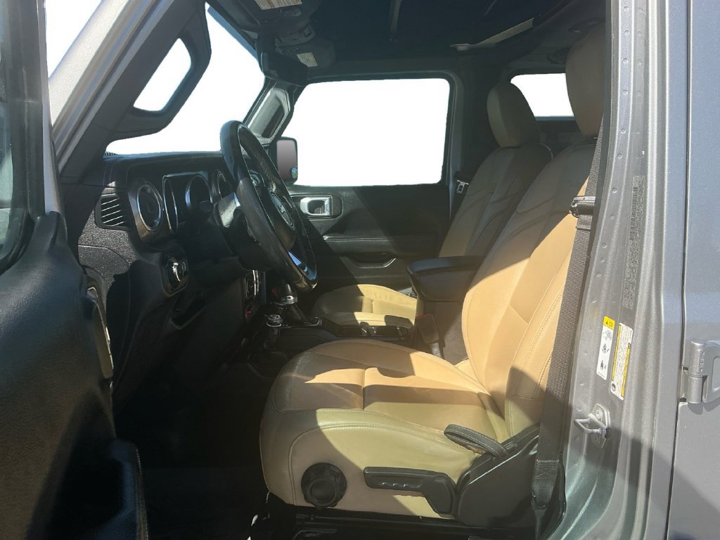 Used 2018 Jeep Wrangler Unlimited Rubicon AWD/4WD image 14