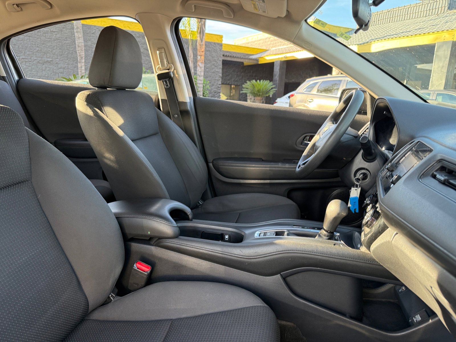 Used 2021 Honda HR-V LX image 19