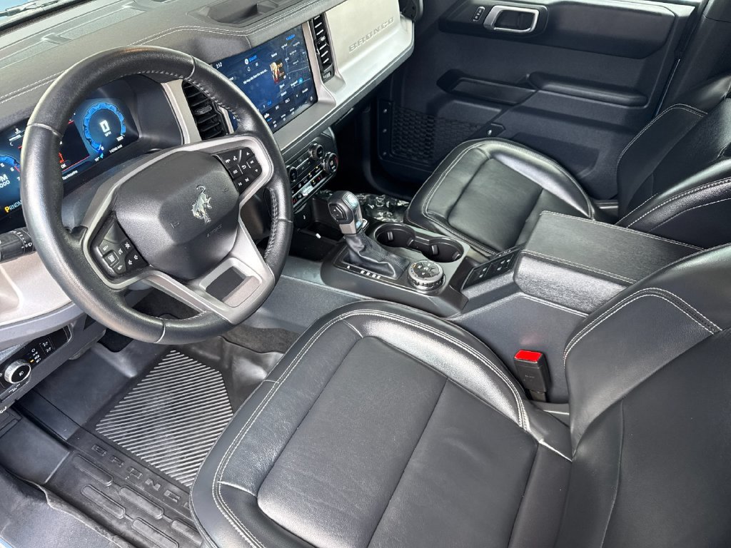 Certified 2025 Ford Bronco Outer Banks AWD/4WD image 9