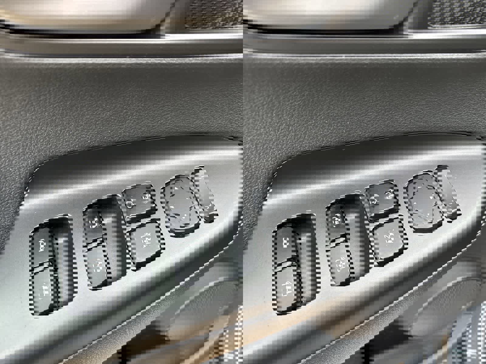 Used 2020 Hyundai Kona Limited image 8