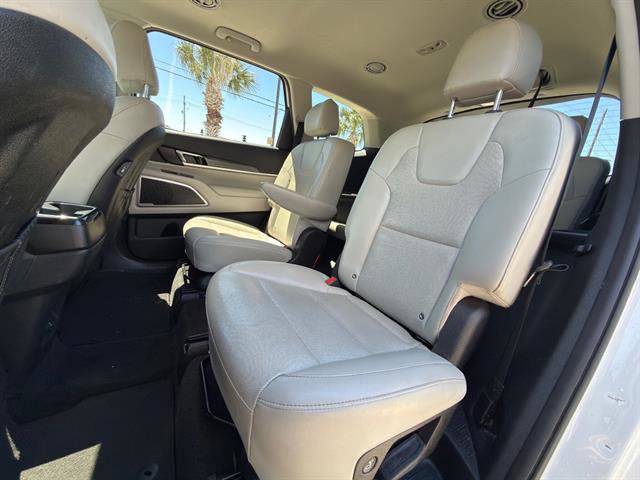Used 2021 Kia Telluride S image 12