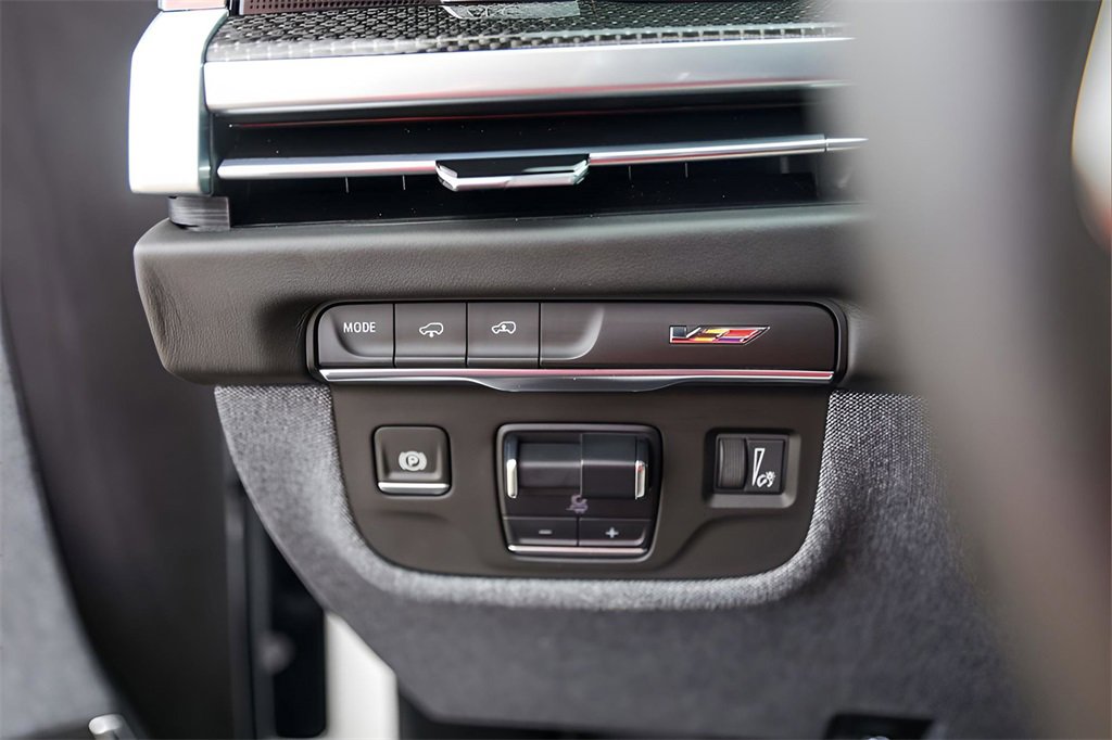 Certified 2025 Cadillac Escalade V w/ LPO, Floor Liner Package image 15