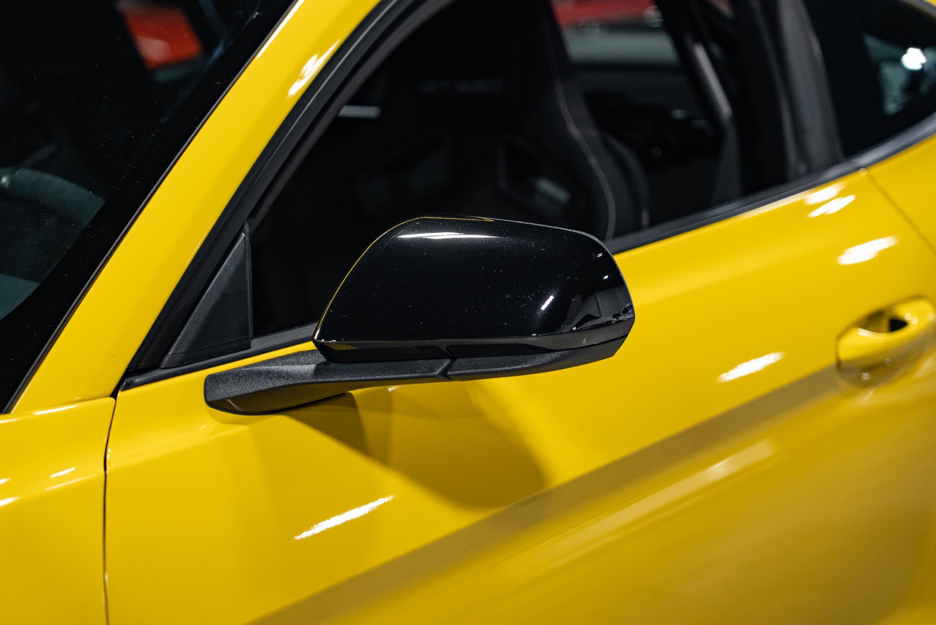 Used 2016 Ford Mustang Shelby GT350 w/ Track Package image 24