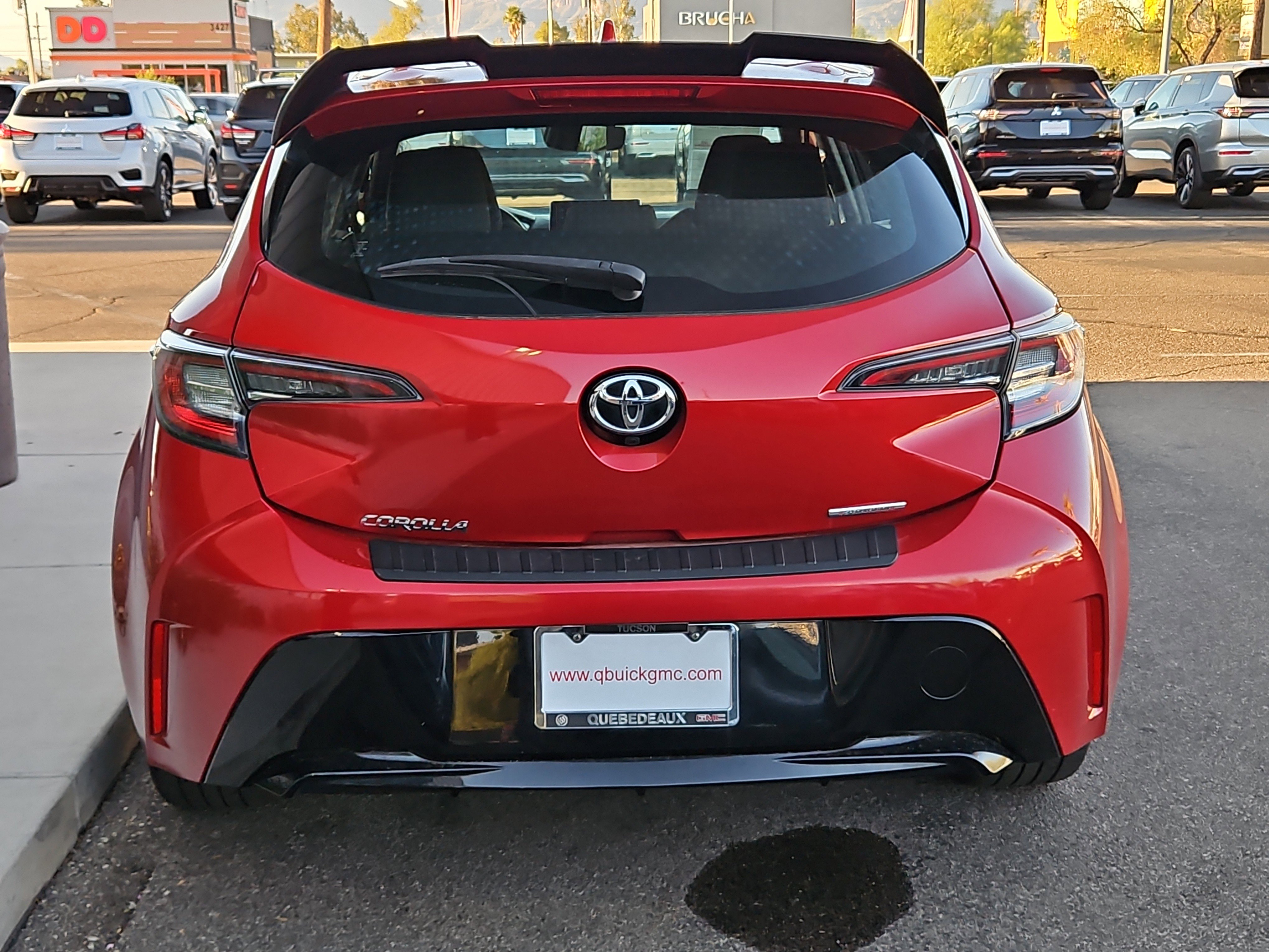 Used 2021 Toyota Corolla SE w/ Special Edition image 3