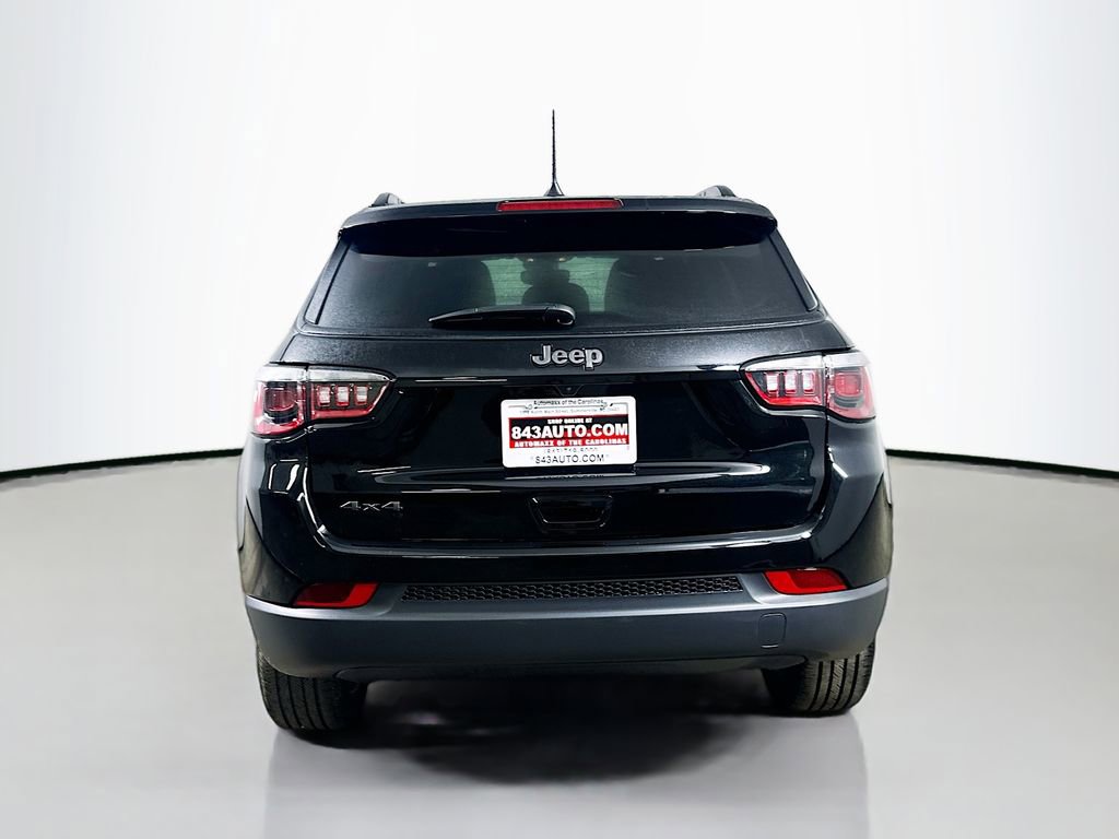 Used 2026 Jeep Compass Latitude image 6