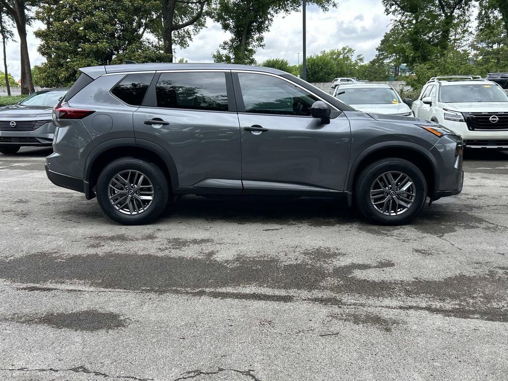 Certified 2025 Nissan Rogue S FWD image 8