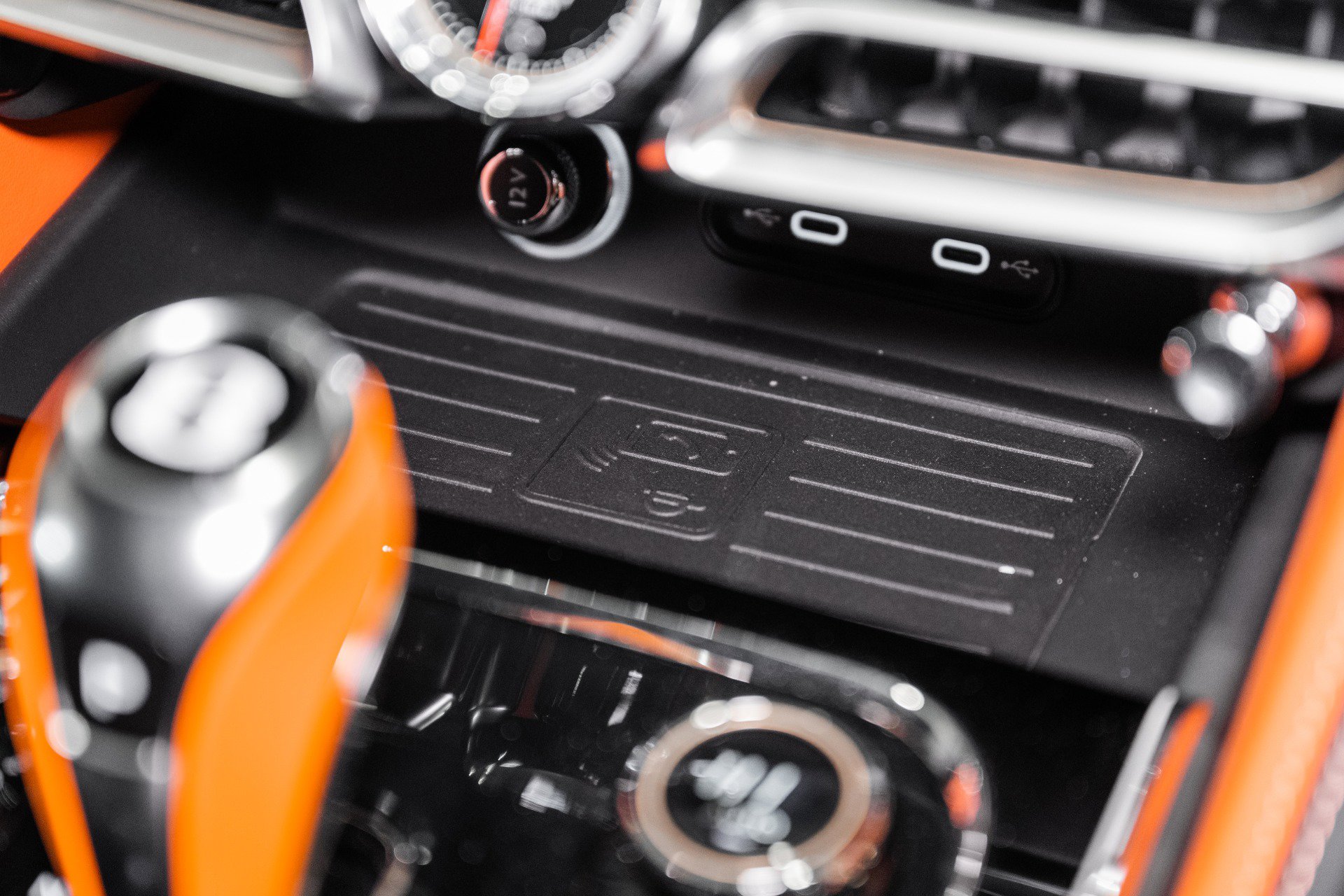 New 2026 Bentley Flying Spur Plug-In Hybrid image 40