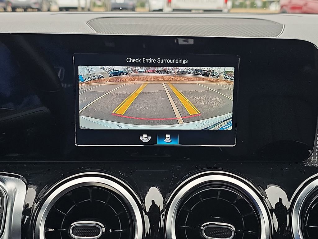 Used 2023 Mercedes-Benz GLB 250 GLB 250 image 25