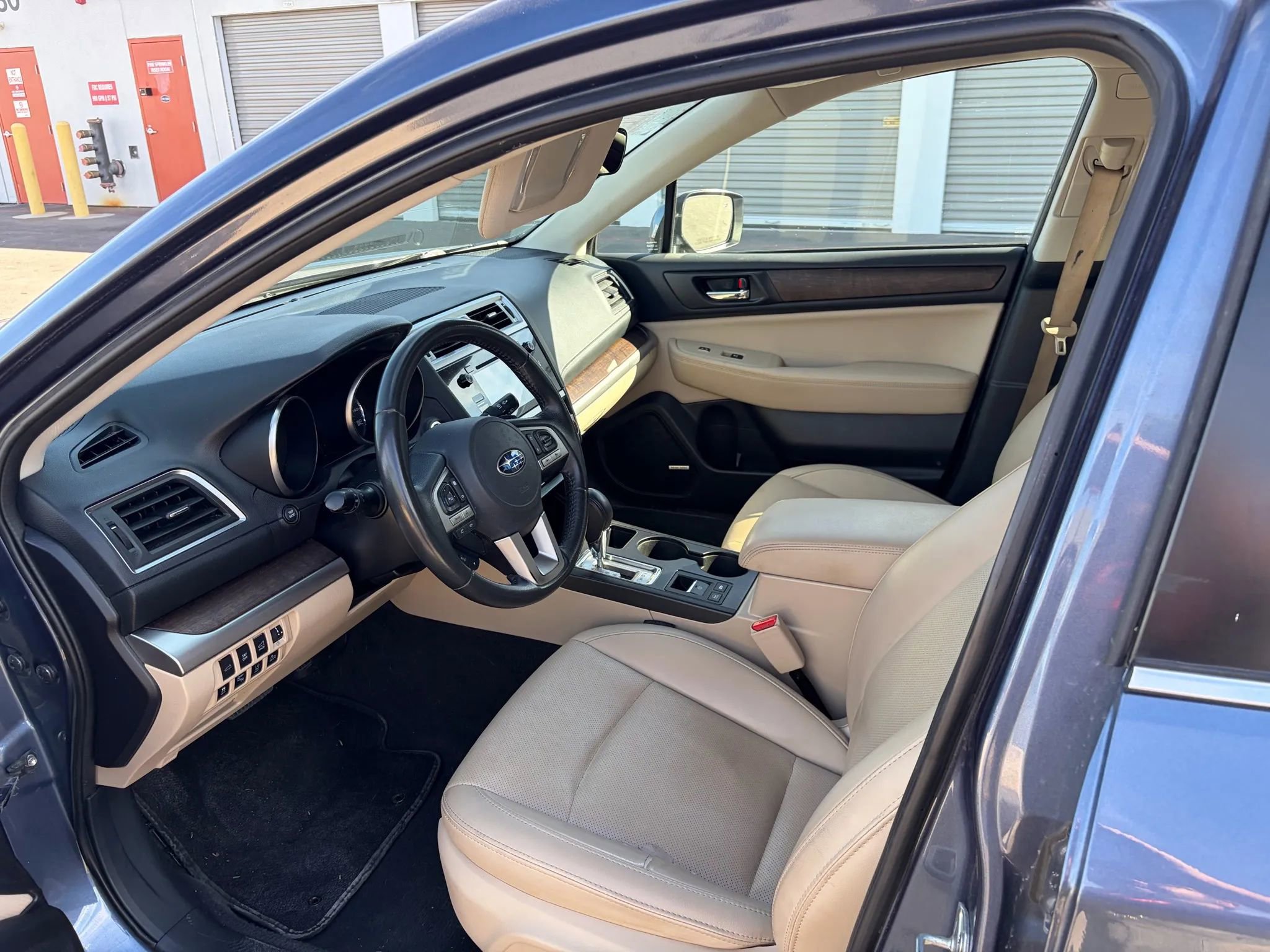 Used 2017 Subaru Outback 3.6R Limited image 10