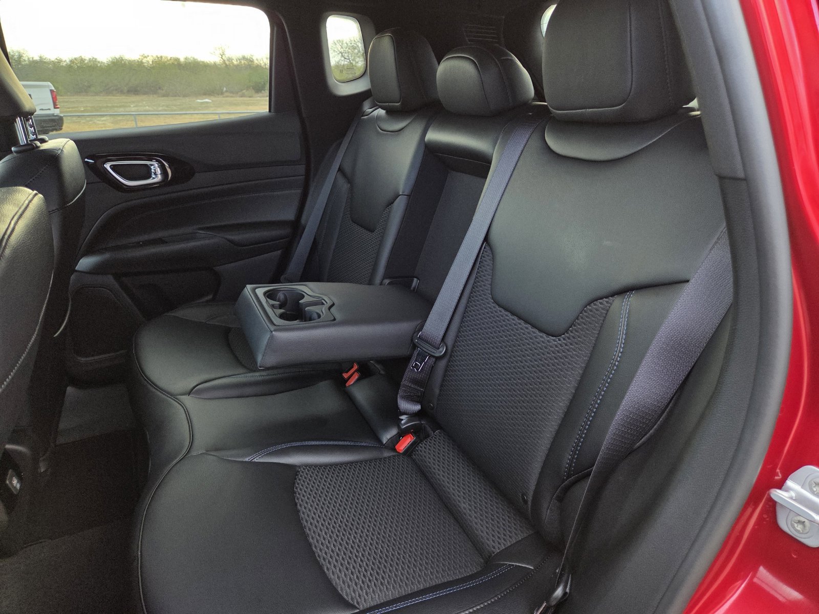 New 2026 Jeep Compass Latitude AWD/4WD image 23