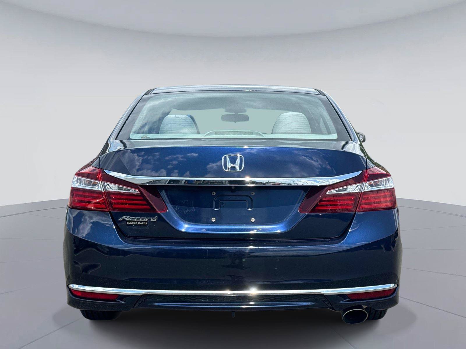 Used 2016 Honda Accord LX image 4