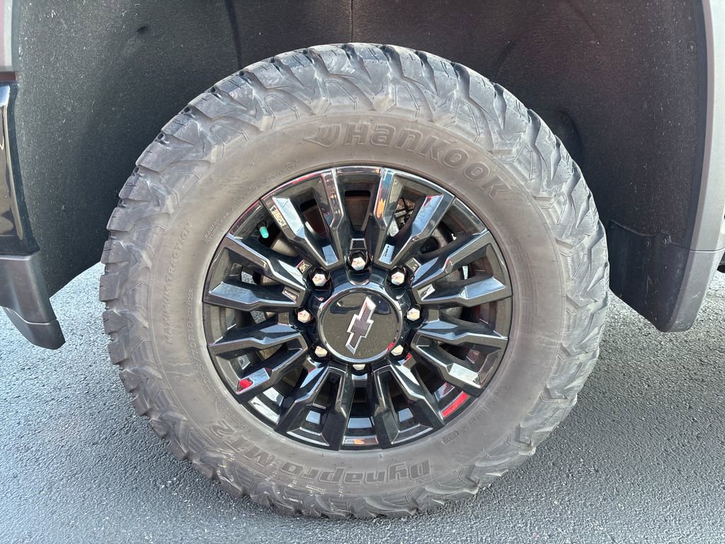Certified 2023 Chevrolet Silverado 2500 LTZ w/ LTZ Plus Package AWD/4WD image 32